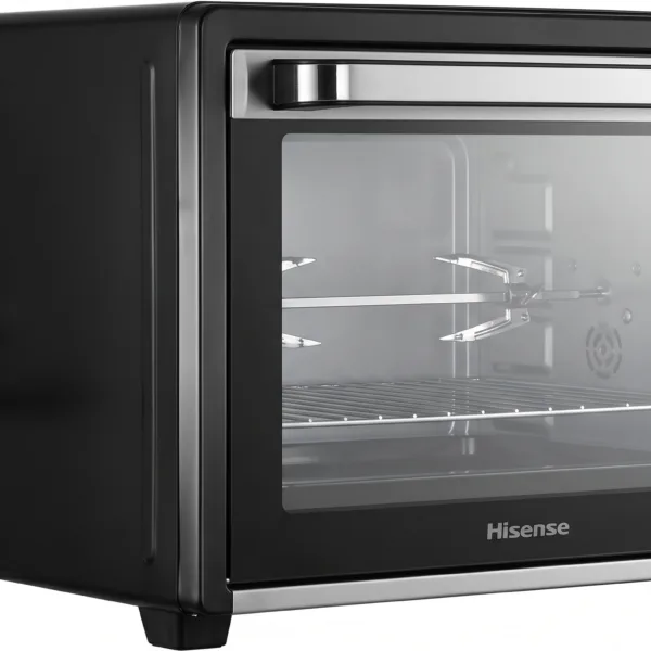 Hisense 45L black convection toaster oven, model HISAF45TOBK20S1, with a double-glass door, rotisserie kit, and wire rack, on a pure white background